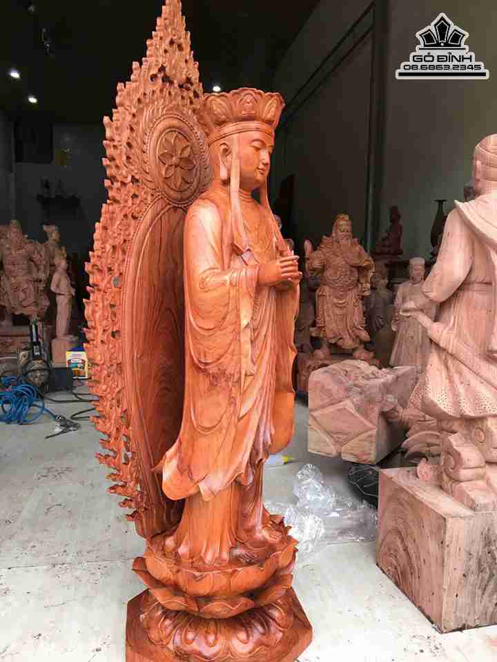 Tuong-Dia-Tang-Vuong-Bo-Tat-Go-My-Nghe