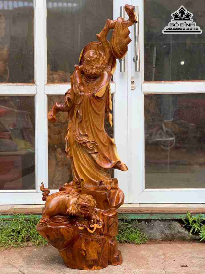 Tuong-Dat-Ma-Su-To-Giao-Hoa-Go-Huong-Viet-