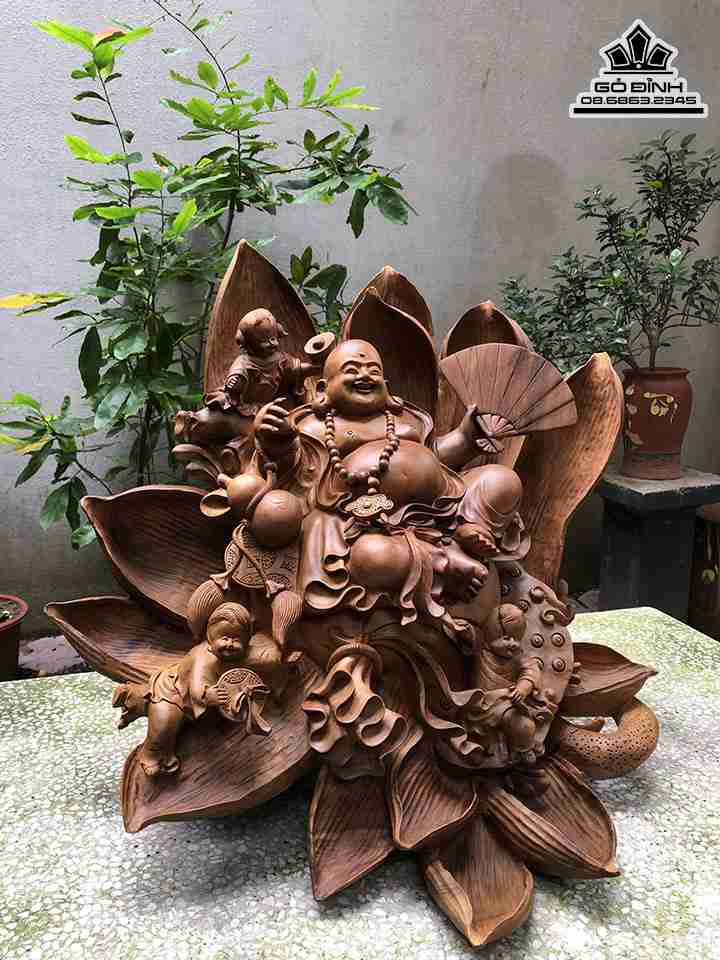 Tượng Phật Di Lặc Ngồi Đài Sen Gỗ Bách Xanh 1