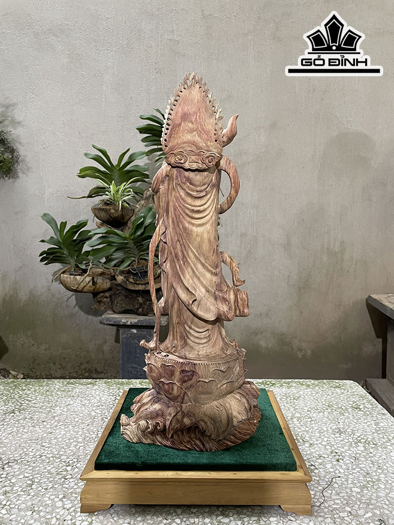 Tượng Quán Thế Âm Bồ Tát Gỗ Sưa Cao 60 Ngang 25 Sâu 23 (cm)