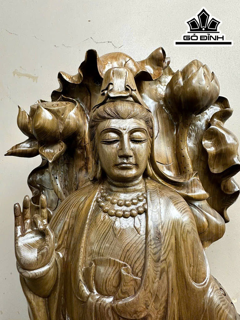 Tượng Phật Bà Quan Âm Gỗ Thủy Tùng Cao 100 Ngang 35 Sâu 20 (cm)