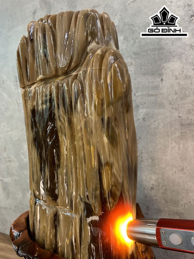 Tác Phẩm Gỗ Hóa Thạch Cao 54 Ngang 27 (cm) 8kg