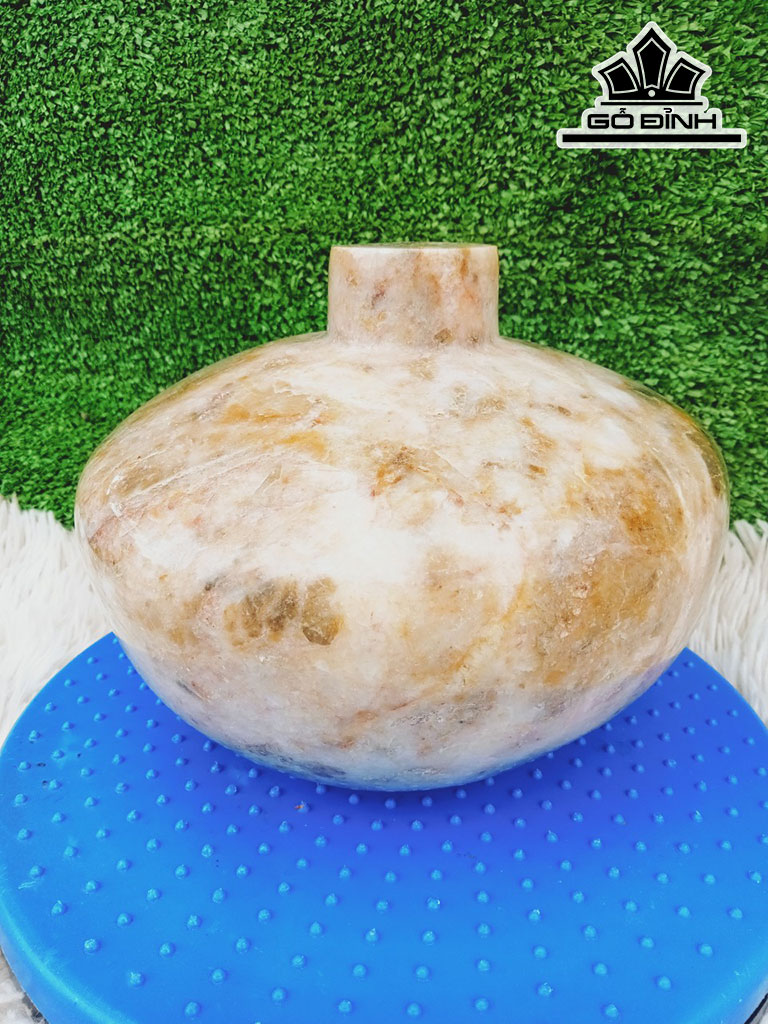 Tác Phẩm Chum Đá Thạch Anh Cao16 Đường Kính Hạt 19 (cm) 6.6kg
