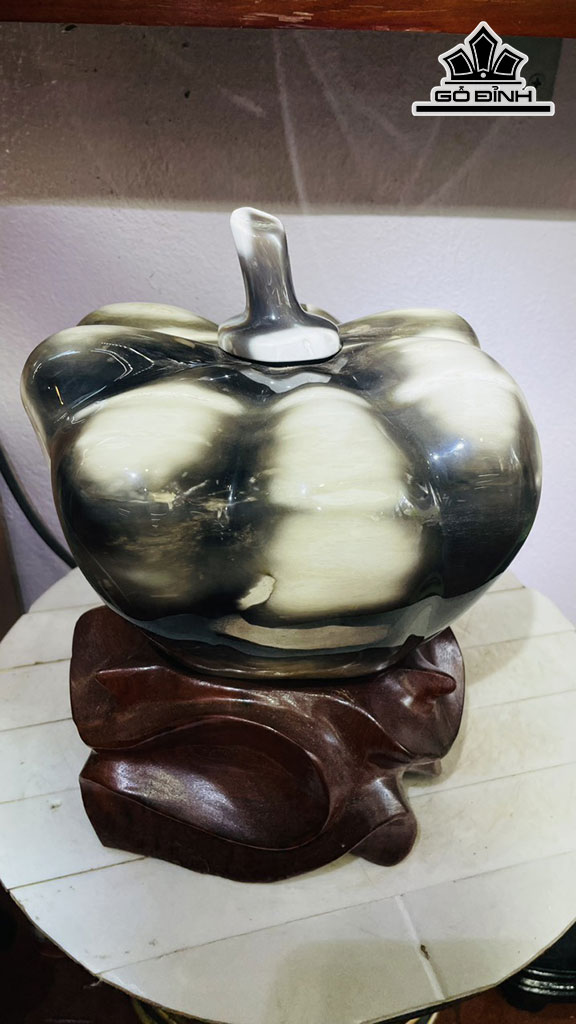 Quả Bí Ngô Gỗ Hóa Ngọc Cao 30 Ngang 22 (cm) 11,5kg