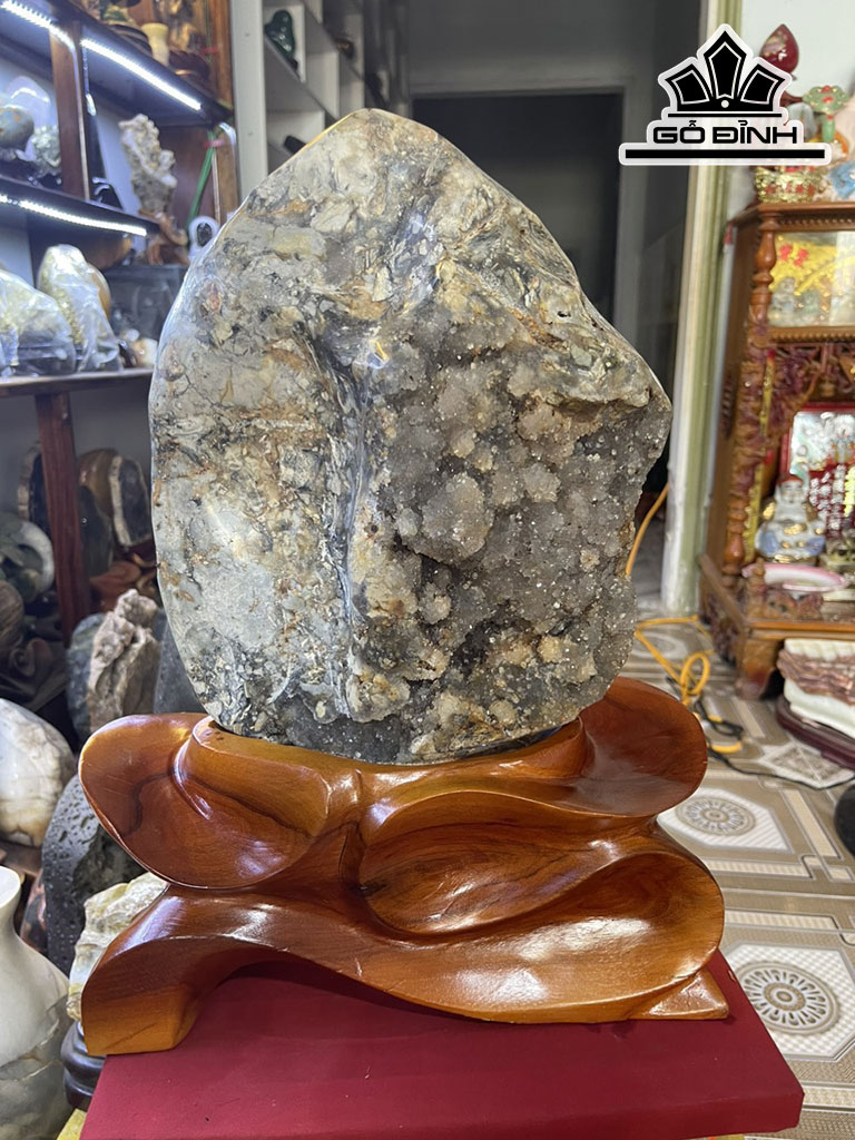 Tinh Thể Đá Thạch Anh Cao 41 (cm) 9kg