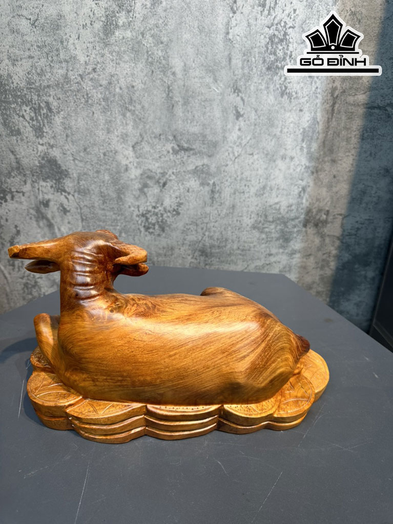 tuong-trau-go-huong-cao-22-ngang-40-sau-25-cm-431808