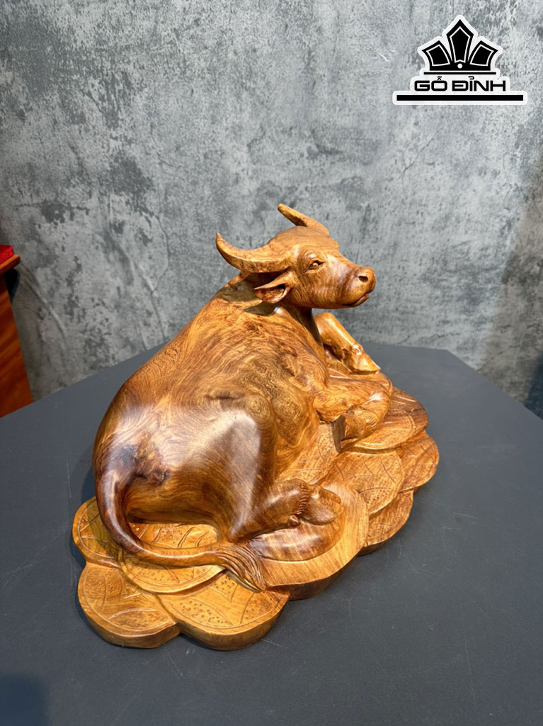 tuong-trau-go-huong-cao-22-ngang-40-sau-25-cm-431809