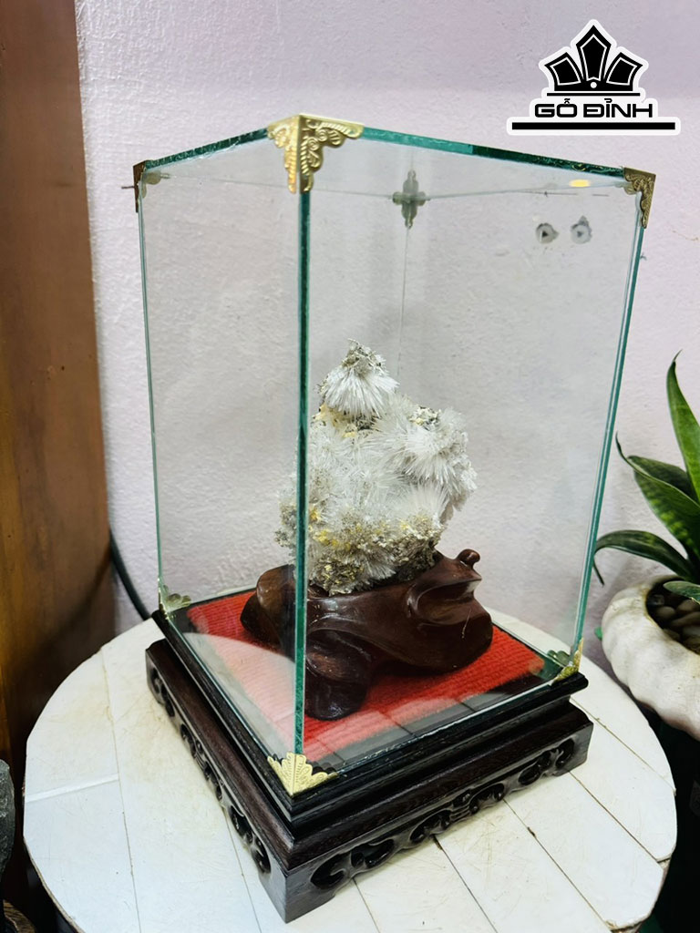Bông Hoa Ưu Đàm Đá Trầm Tích Cao 33 Ngang 19 (cm) 3,9kg