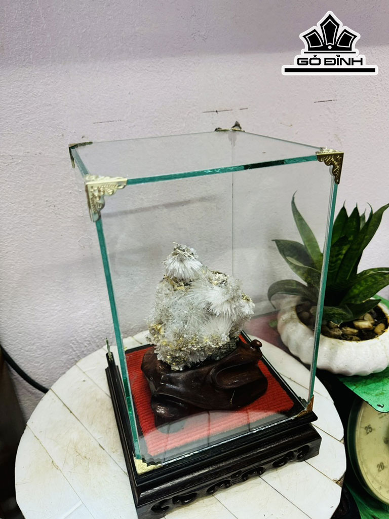 Bông Hoa Ưu Đàm Đá Trầm Tích Cao 33 Ngang 19 (cm) 3,9kg