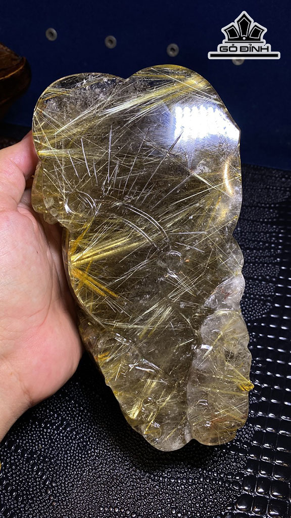 Tác Phẩm Tỳ Hưu Đá Thạch Anh Tóc Vàng Cao 183 Ngang 104 Sâu 76,5 (mm) 2386,8g