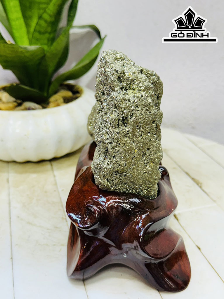 Vàng Găm Tinh Thể Đá Pyrite Cao 17 Ngang 12 (cm) 2kg