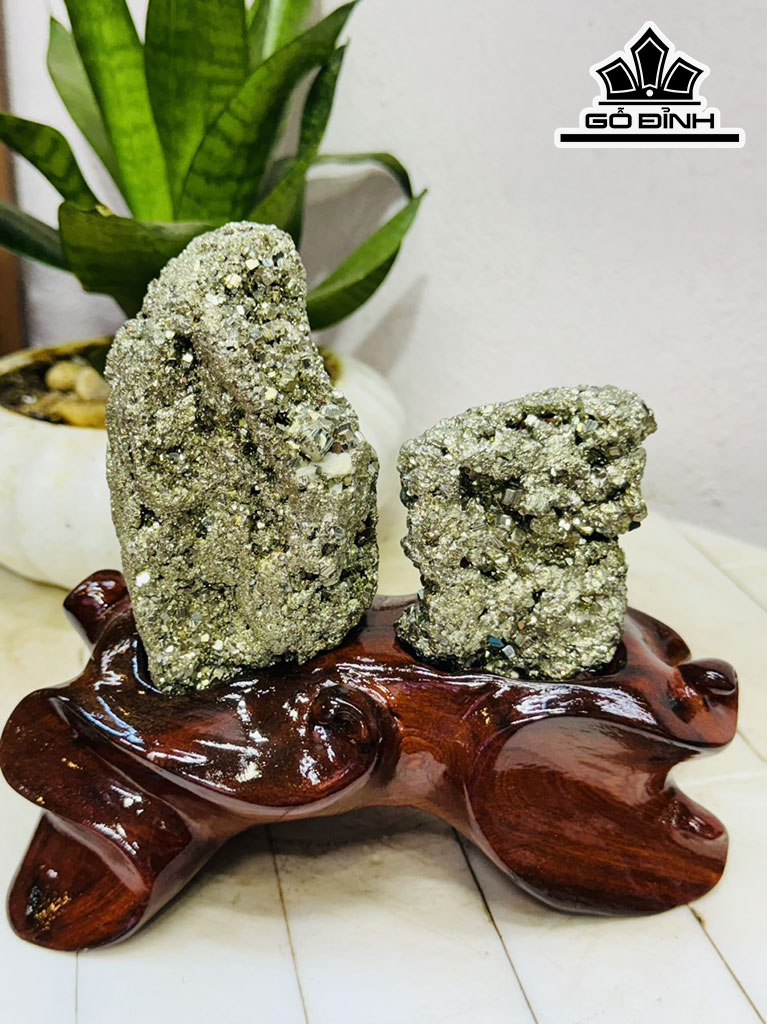Vàng Găm Tinh Thể Đá Pyrite Cao 17 Ngang 12 (cm) 2kg