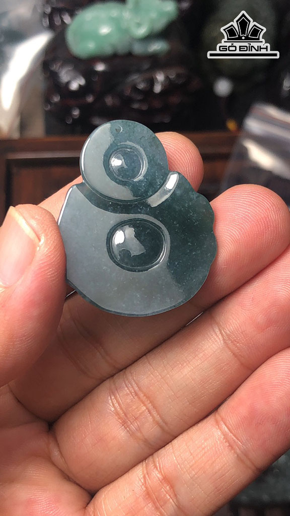 Mặt Dây Chuyền Hoàng Thần Tài Đá Cẩm Thạch Cao 36 Ngang 29,3 Sâu 6,4 (mm) 11g