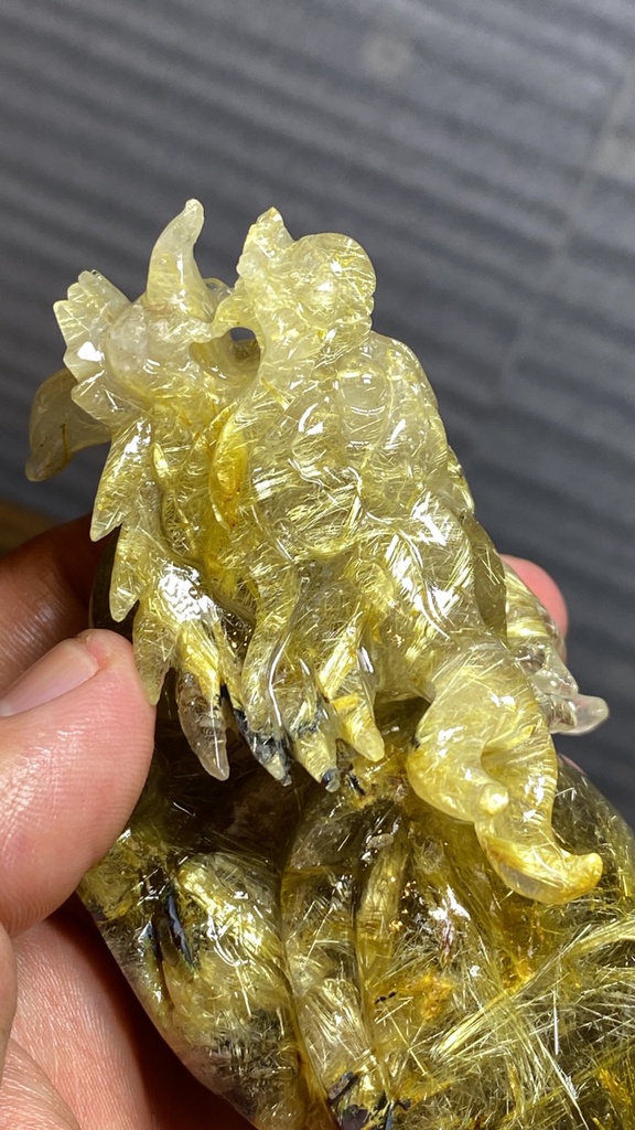Tác Phẩm Long Quy Đá Thạch Anh Tóc Vàng Cao 133,3 Ngang 61 Sâu 45,3 (mm) 363,6g