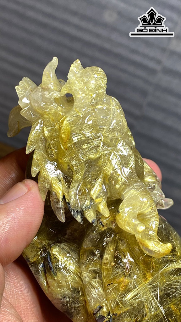 Tác Phẩm Long Quy Đá Thạch Anh Tóc Vàng Cao 133,3 Ngang 61 Sâu 45,3 (mm) 363,6g
