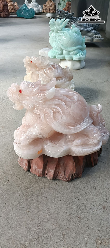 Tác Phẩm Long Quy Đá Canxit Hồng Cao 26 Ngang 33 (cm) 18kg