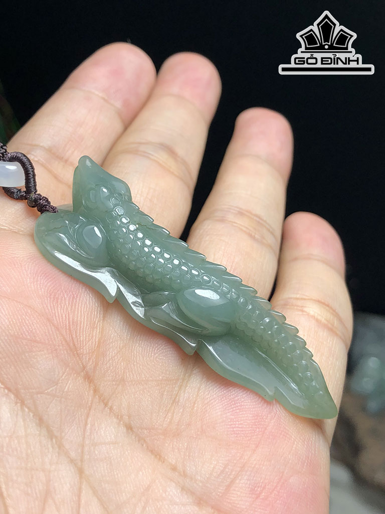Mặt Dây Chuyền Kỳ Nhông Đá Cẩm Thạch Cao 61,6 Ngang 20 Sâu 12,6 (mm) 18,9g