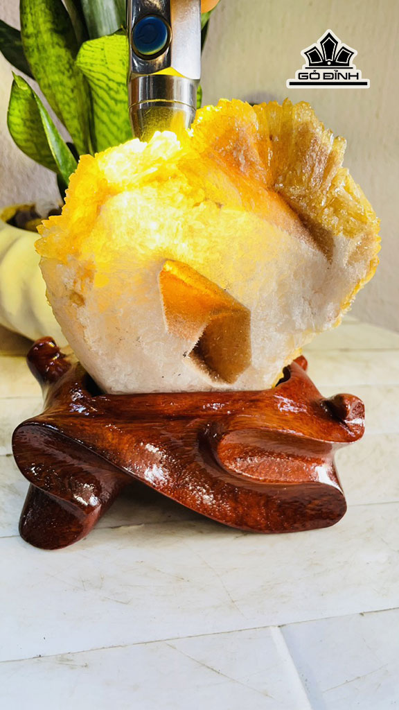tinh-the-da-thach-anh-vang-cao-15-ngang-12-cm-1kg-445703