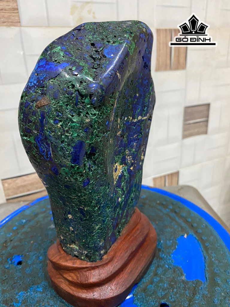 tac-pham-da-azurite-cao-21-cm-2kg-449969