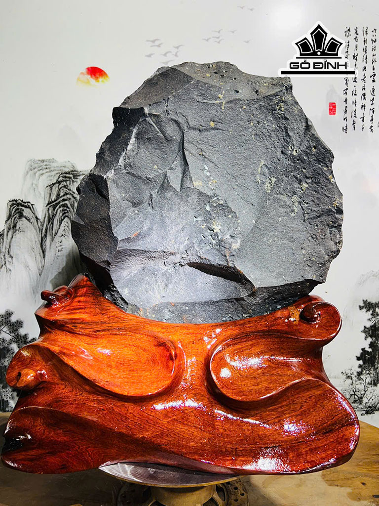 tac-pham-hoa-uu-dam-da-tram-tich-cao-58-ngang-50-cm-52kg-luon-de-459911