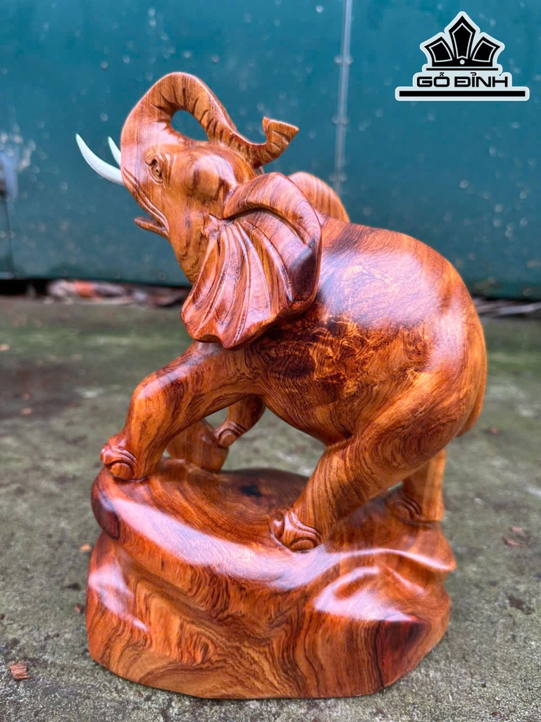 tuong-voi-go-huong-cao-30-ngang-21-sau-11-cm-462502