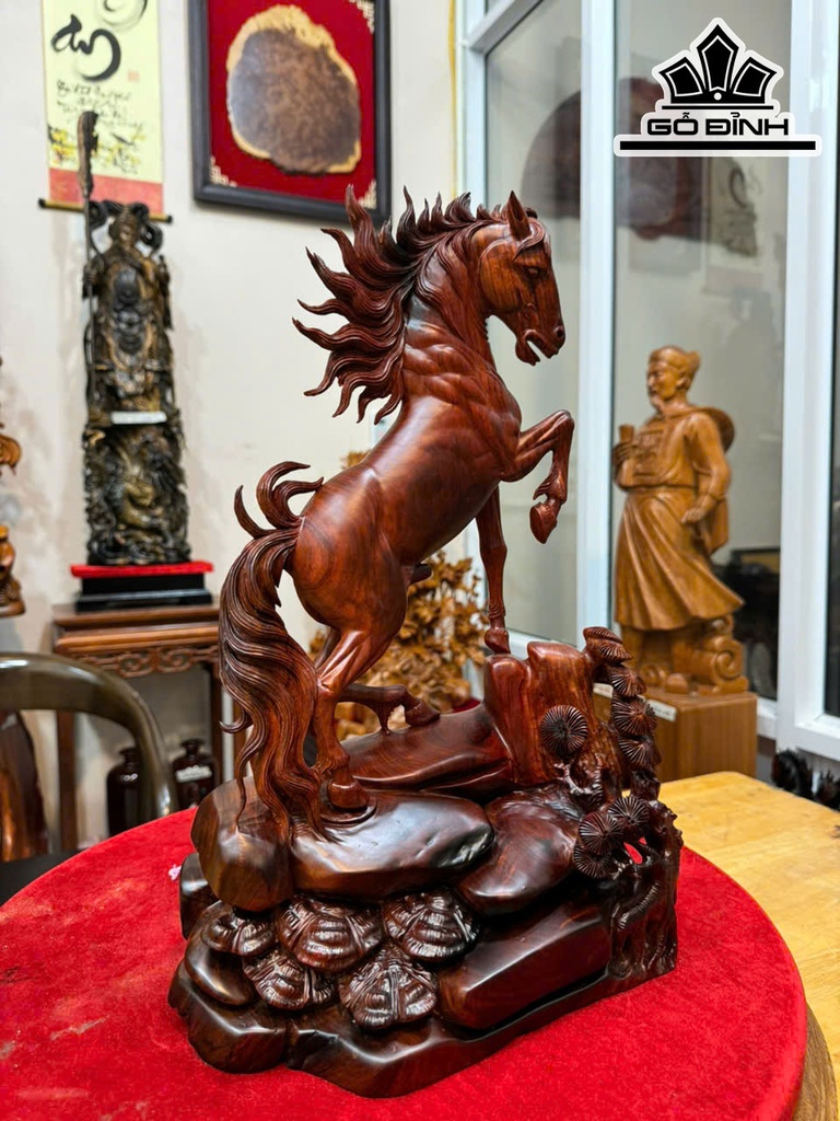 tuong-ngua-phong-thuy-nhat-ma-phi-thien-go-trac-cao-43-ngang-26-sau-16-cm-464238