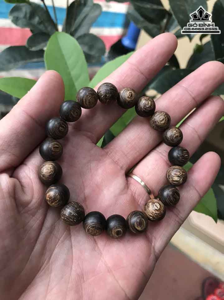 Vòng Tay Hạt Tròn Gỗ Trầm Hương Sánh Chìm  10 Li