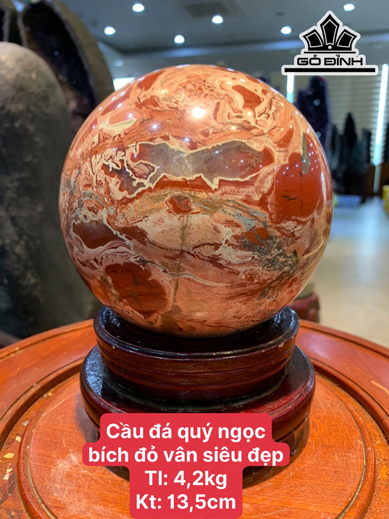 Bi Cầu Đá Ngọc Bích Đỏ (Nephrite Jade) Đường Kính Hạt 13,5 (cm) 4,2kg