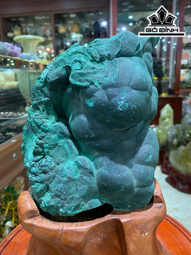 Khối Đại Cảnh Đá Khổng Tước (Malachite) Cao 32 Ngang 32 Riêng Đá Cao 18 Ngang 18 (cm) 5,8kg