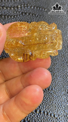 Mặt Dây Chuyền Tỳ Hưu Đá Thạch Anh Tóc Vàng Nâu Cao 43,4 Ngang 28 Sâu 24 (mm) 44,5g