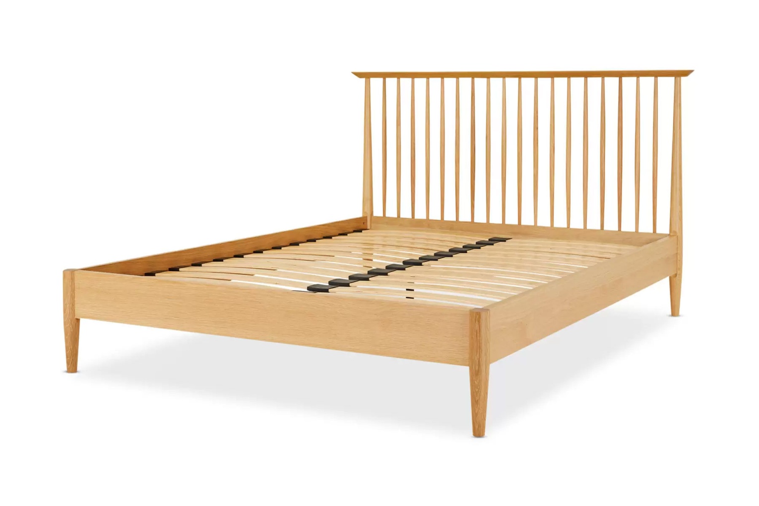 Mẫu giường gỗ sồi (Oak) được thiết kế theo phong cách tân cổ điển vô cùng cuốn hút