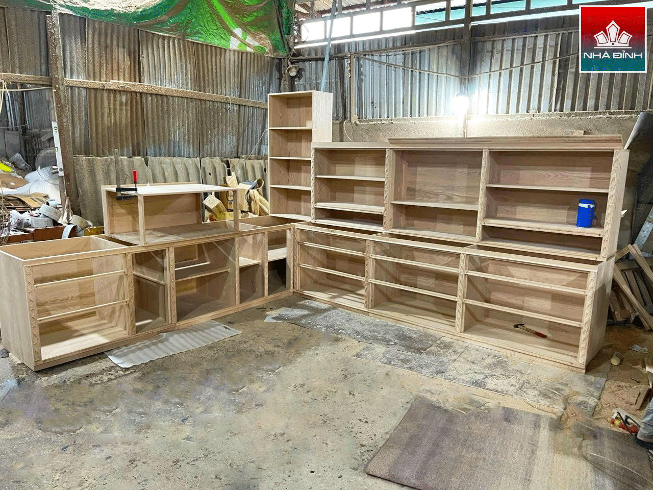 tủ bếp gỗ sồi